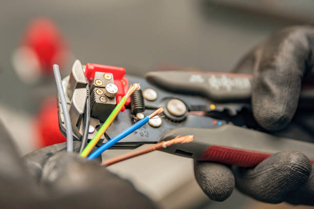 Best Home Electrical Repair  in Davie, FL